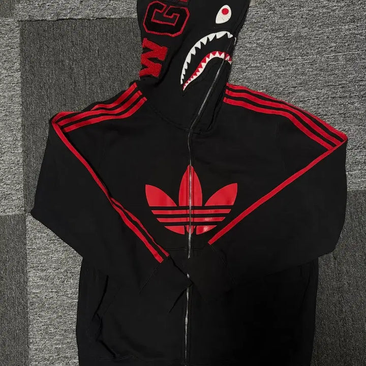 [BUNJANG] Bape x Adidas Shark Hoodie XL / 베이프 x 아디다스 샤크 후드 KR XL(US L)