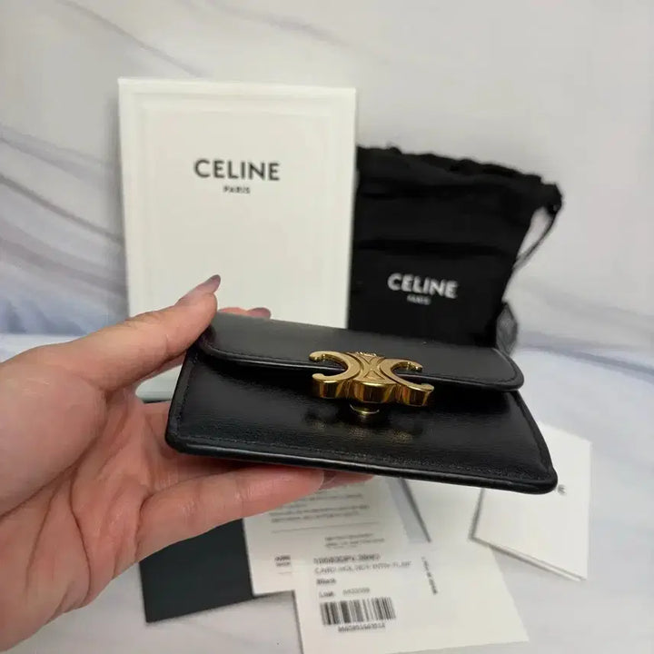 [BUNJANG] Celine Triomphe Card Holder Flap Black / [풀세트 | 크림인기] 셀린느 트리오페 카드홀더 플랩 블랙