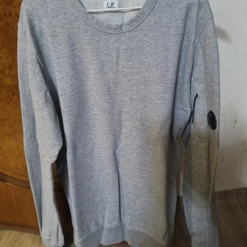[BUNJANG] CP Company Crewneck Sweatshirt Grey XL / CP컴퍼니맨투맨그레이. XL