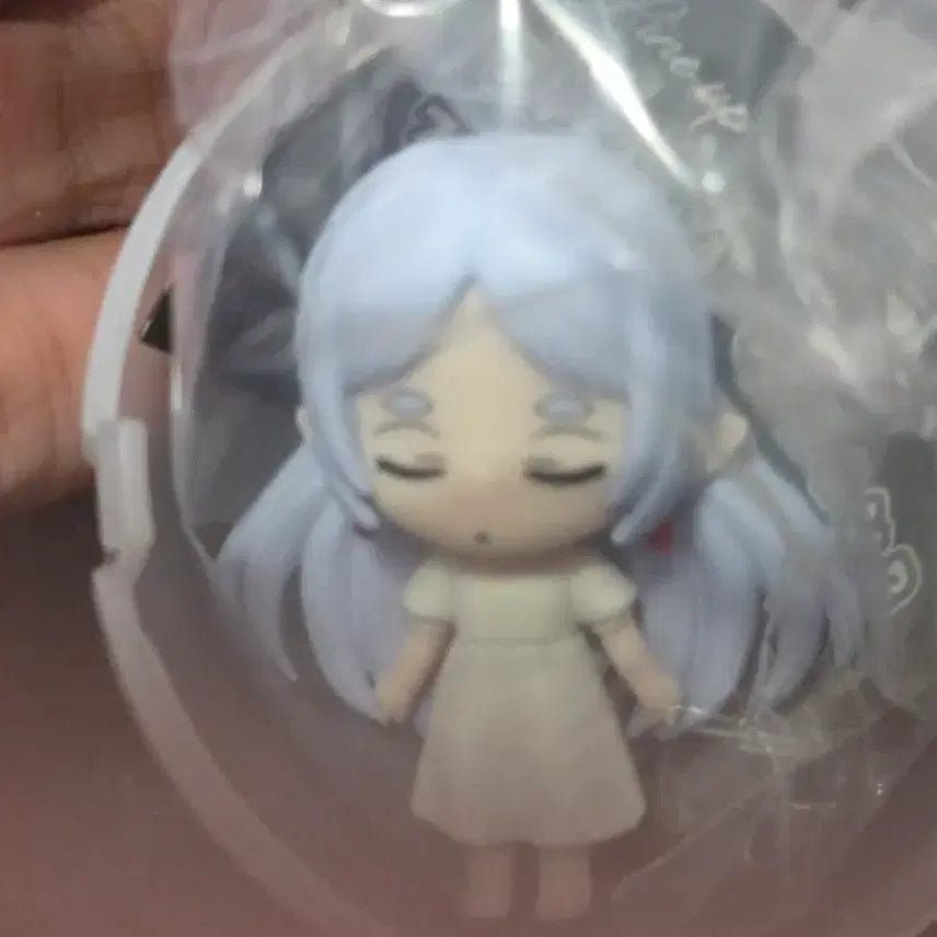 [BUNJANG] Frieren Sleeping Gacha Figure / 잠자는 프리렌 가챠