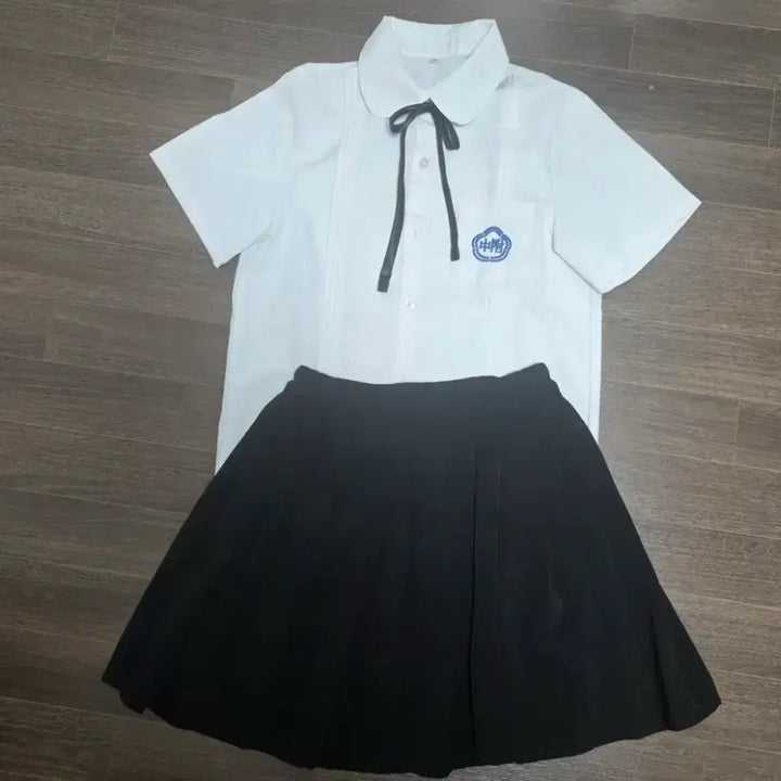 [SOLD OUT] 졸업사진 대만교복 대여 (보증금X!!)