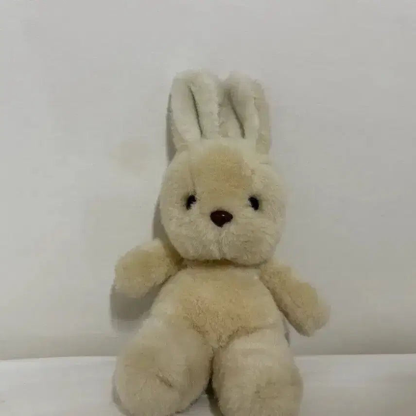 [BUNJANG] Vintage Beige Rabbit Plush Toy / 빈티지 베이지색 토끼 인형