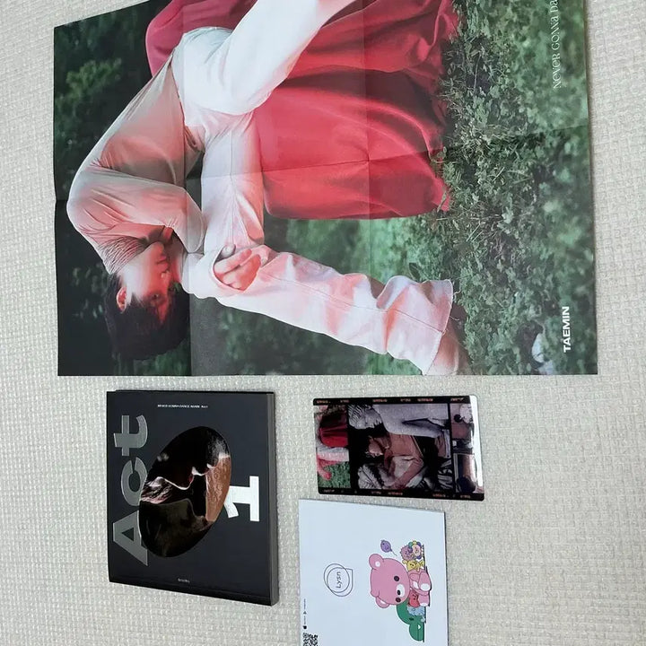 [BUNJANG] SHINee Taemin Never Gonna Dance Again: Act 1 Photocard Bundle Set / 포카포함 샤이니 태민 Never Gonna Dance Again Act1