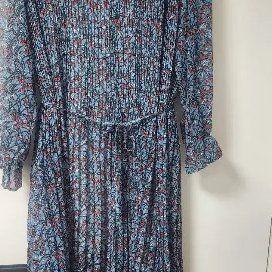 [BUNJANG] Pleated Chiffon Long Dress Flower Pattern Free Size / 플리츠 쉬폰 롱 원피스 플라워 패턴  프리