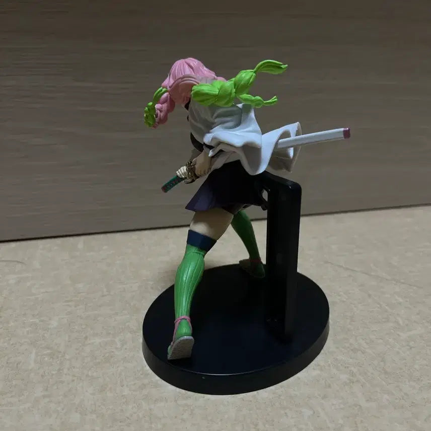 [BUNJANG] Demon Slayer Mitsuri Kanroji Figure (No Box) / 귀칼 미츠리 피규어(박스X)