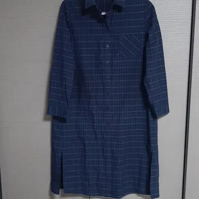 [BUNJANG] Visit in New York Shirtdress / 비지트인뉴욕 뒤가더예쁜얇은셔츠원피스
