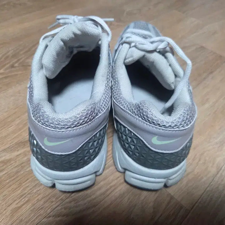 [BUNJANG] Nike Zoom Vomero 5 Cobblestone Flat Pewter Men&