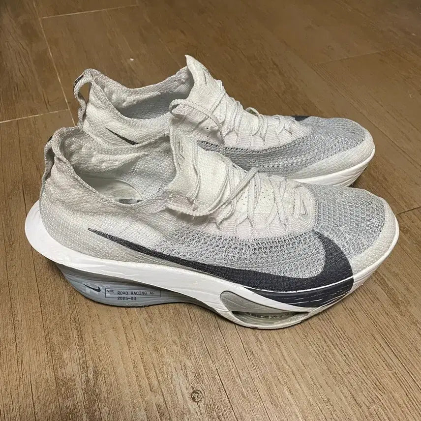 [BUNJANG] Nike Alphafly 3 Running Shoes (Size 285) / 나이키 알파 플라이3 285