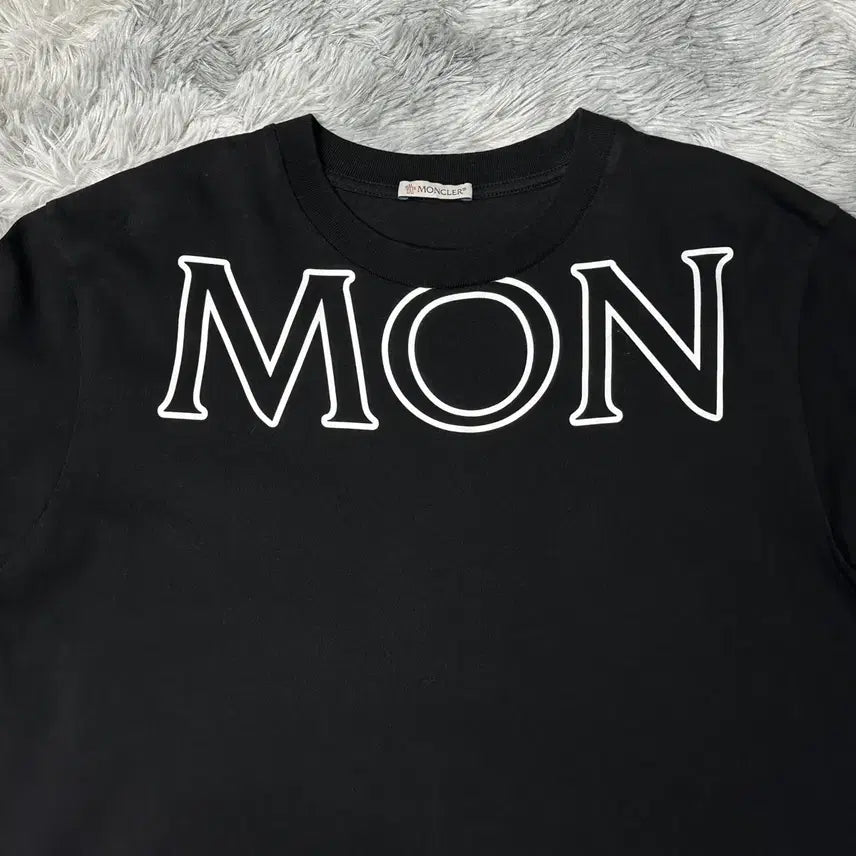 [BUNJANG] Moncler Big Logo Black Short Sleeve T-Shirt / 몽클레어 빅로고 블랙 반팔