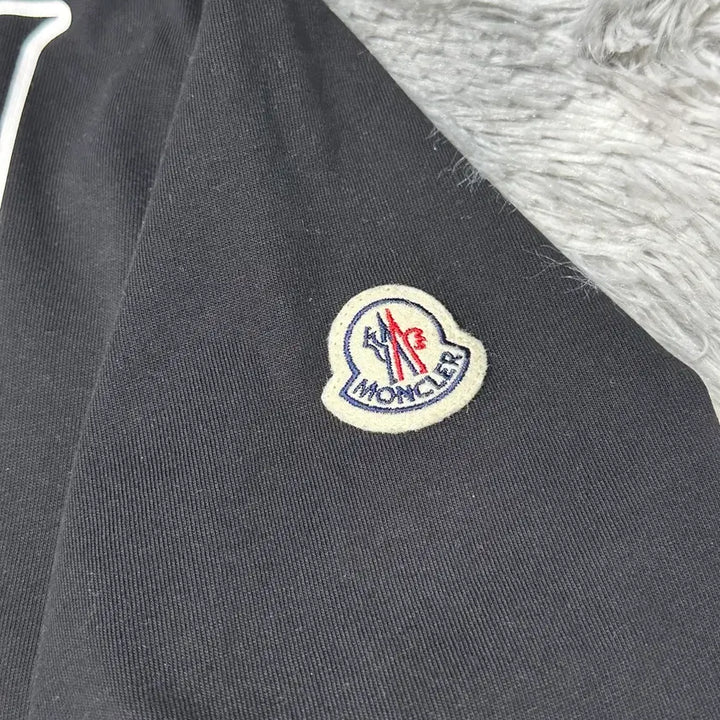 [BUNJANG] Moncler Big Logo Black Short Sleeve T-Shirt / 몽클레어 빅로고 블랙 반팔