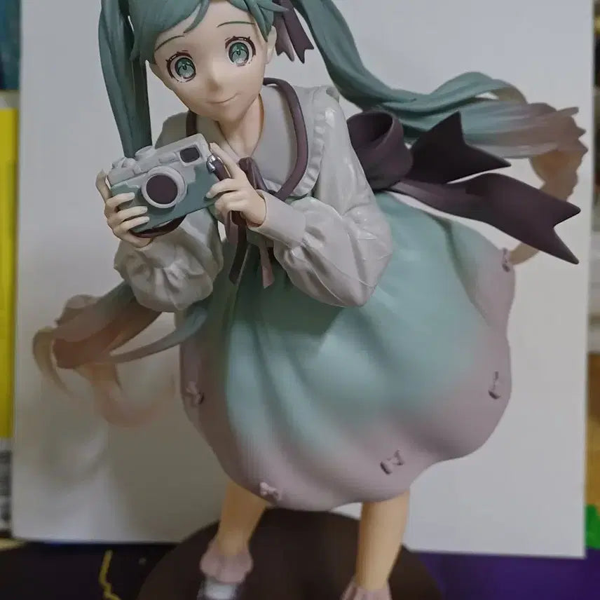 [BUNJANG] Hatsune Miku Holiday Memories Figure (Japan Exclusive) / [일본 한정판] 하츠네 미쿠 피규어 홀리데이 메모리즈