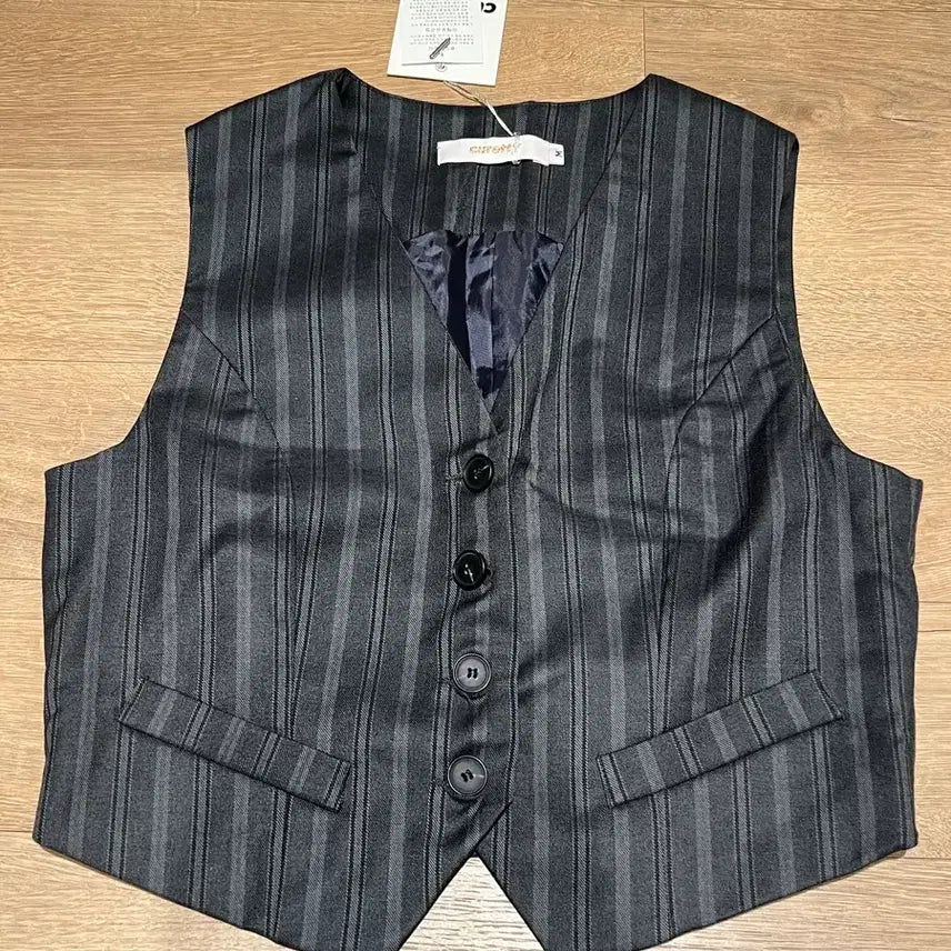 [BUNJANG] Curity Grey Stripe Vest M / 새상품)큐리티 회색 스트라이프 조끼 M