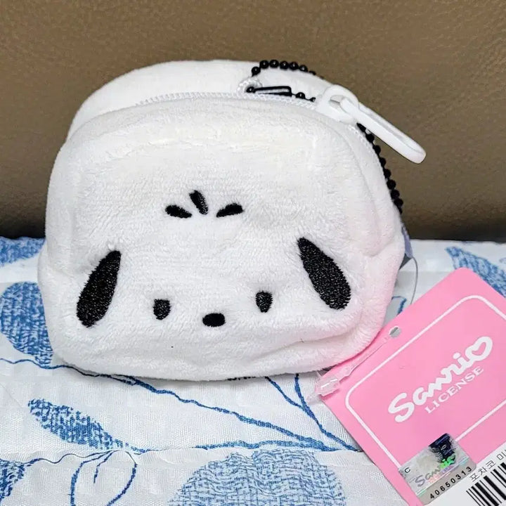 [BUNJANG] Sanrio Pochacco 25cm Plush + Pouch Keychain Set / 산리오 포차코 25cm인형 (민트)+포차코 파우치 키링(새상품)