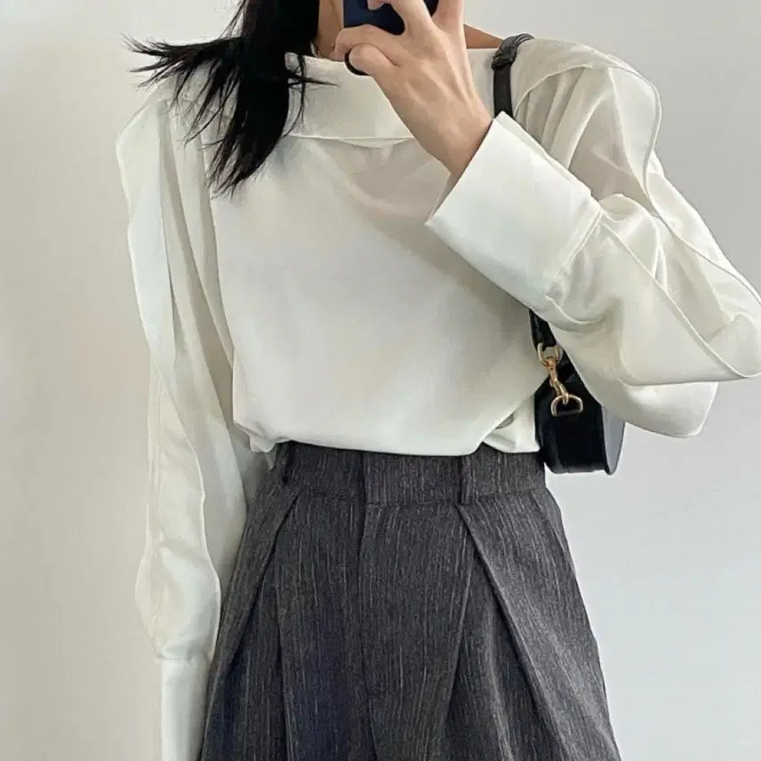 [BUNJANG] Yuinus Velvet Oversized Frill Blouse / [1회시착/무배] 유인어스 제품 _ 벨벳 오버핏 프릴 블라우스
