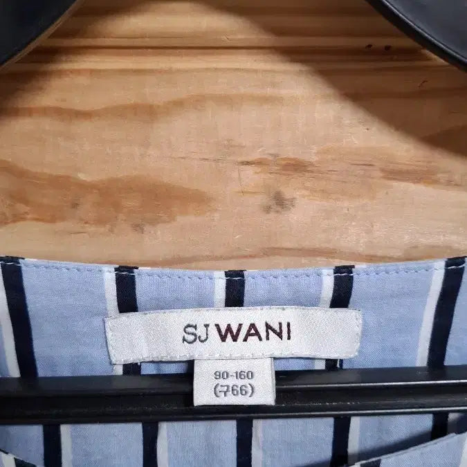[BUNJANG] SJ WANI Striped Blouse / SJ WANI 스트라이프 블라우스