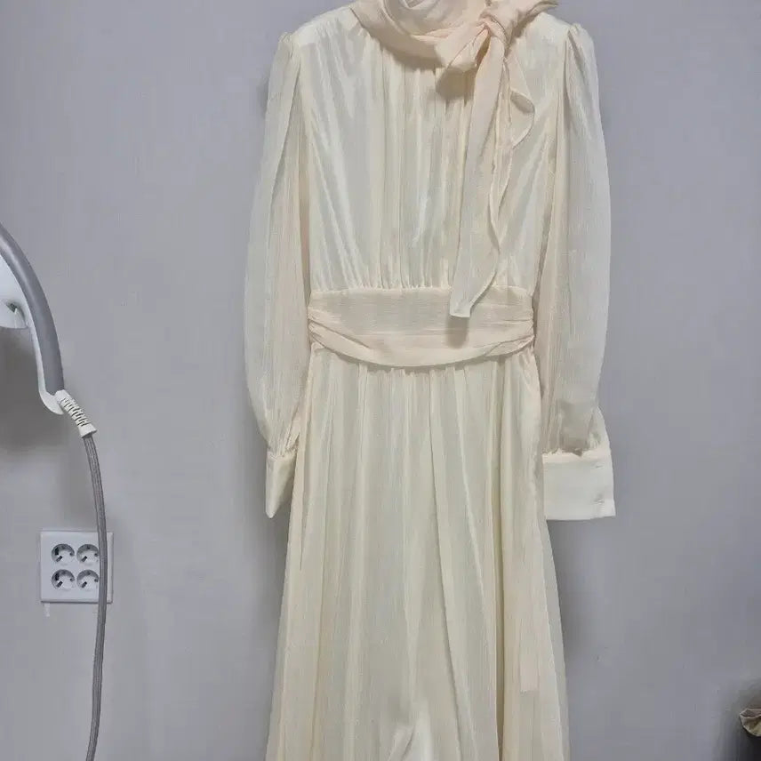 [BUNJANG] Ivory Long Dress / 이유 롱원피스