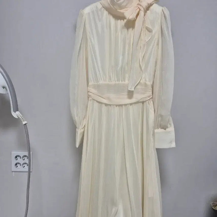 [BUNJANG] Ivory Long Dress / 이유 롱원피스