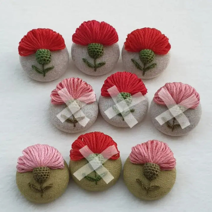 [BUNJANG] French Embroidery Carnation Brooch / 시들지 않는 꽃, 프랑스자수 카네이션 브로치_개당