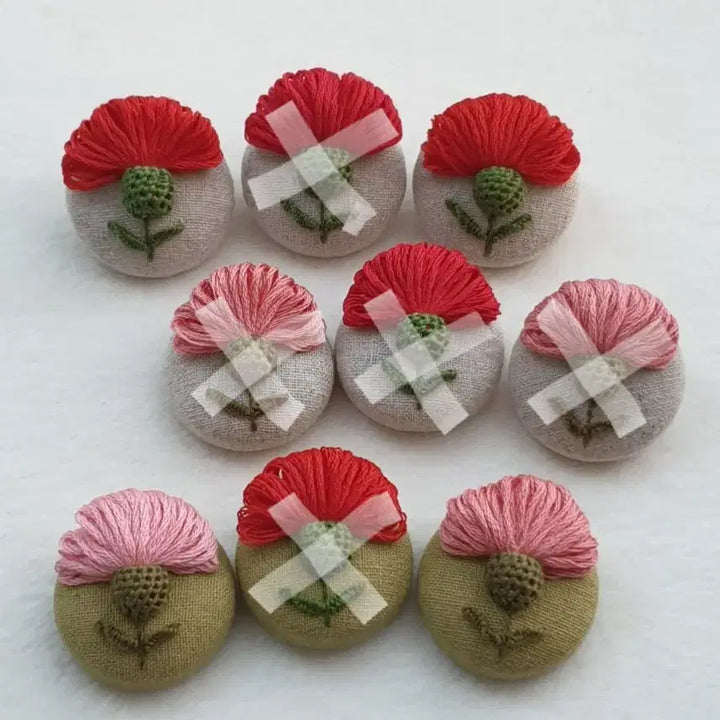 [BUNJANG] French Embroidery Carnation Brooch / 시들지 않는 꽃, 프랑스자수 카네이션 브로치_개당