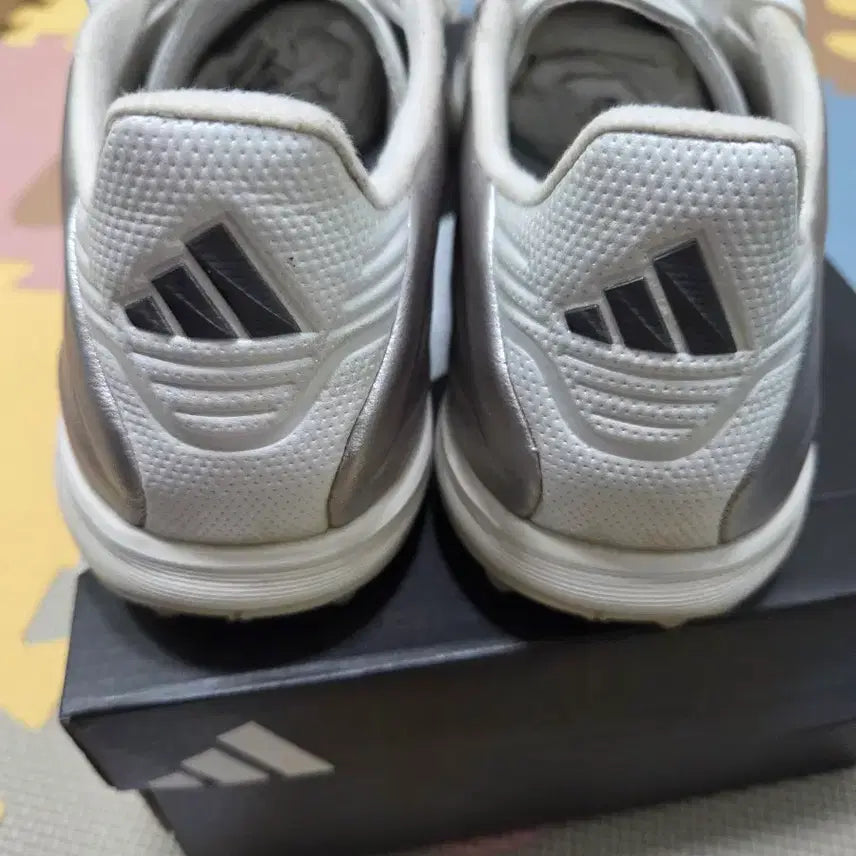 [BUNJANG] Adidas Copa Pure 4 Pro TF Soccer Cleats - 260mm / 아디다스 코파 퓨어 4 프로 TF 260