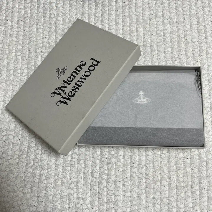 [BUNJANG] Vivienne Westwood Joanna Round Zipper Long Wallet / [비비안웨스트우드] 조안나 라운드 지퍼 장지갑