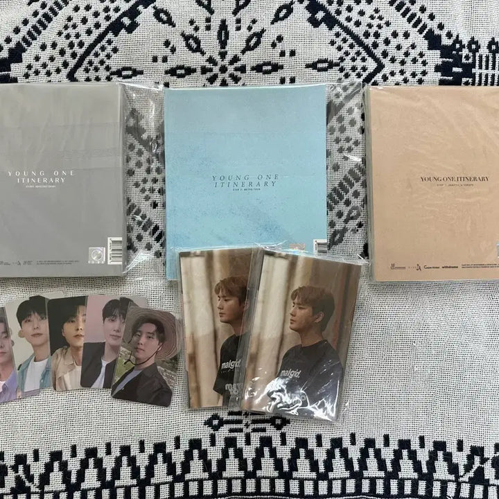 [BUNJANG] DAY6 Young K Young One Essay Photobook Bundle Set Full Set 1, 2, 3 Kang Younghyun / 데이식스 영케이 영원 에세이 일괄 전권 풀구성 1,2,3 포토북 강영현