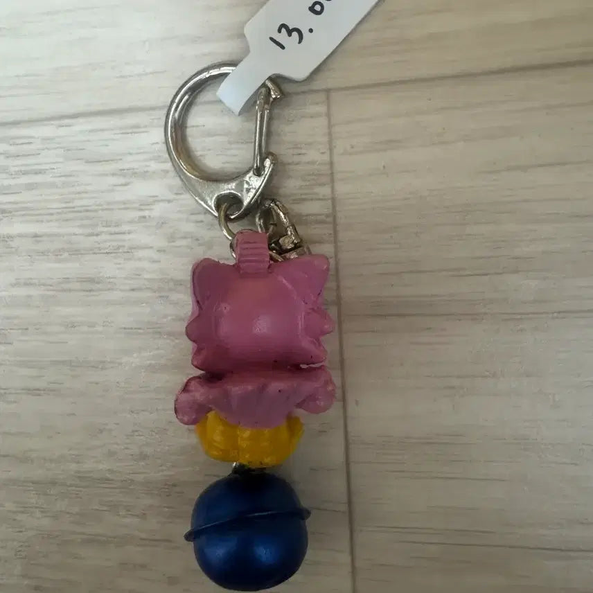 [BUNJANG] Piyomon Bell Charm Keychain / 피요몬 방울 키링