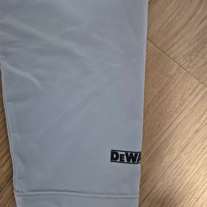 [BUNJANG] DeWalt Cool Long Sleeve T-Shirt L / 디월트 쿨 긴팔 티셔츠 L 100~105