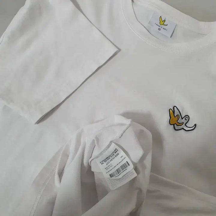 [BUNJANG] What it is Basic Logo Short Sleeve T-Shirt Ivory / No.26043016 와릿이즌 반팔 티셔츠 아이보리