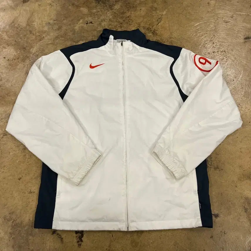 [BUNJANG] Nike White Windbreaker Size XL 