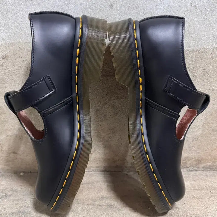 [BUNJANG] Dr. Martens Polly Mary Jane Shoes UK7 / 닥터마틴 폴리 메리제인 슈즈 uk7 240