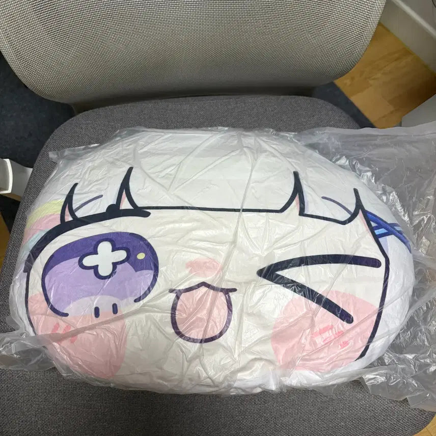 [BUNJANG] Stellive Ayatsuno Yuni Spring Picnic BAE Cushion (Sealed) / 스텔라이브 / 봄빛데이트 / 얼빡쿠션 / 아야츠노 유니