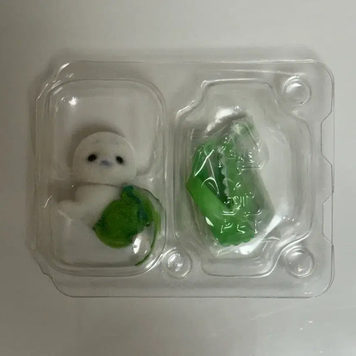 [BUNJANG] Sylvanian Families Baby Adventure Explorer Series Crocodile Seal Blind Bag / 실바니안 아기 어드벤처 탐험가 시리즈 블백 악어 물범