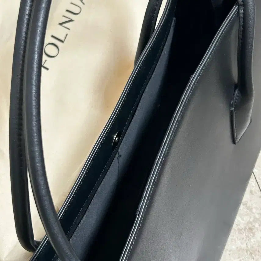 [BUNJANG] Polnuea Shoulder Bag / 폴뉴아 숄더백
