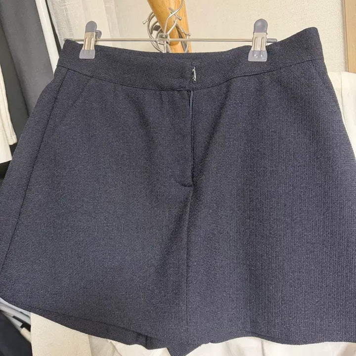 [BUNJANG] La Vidor Skirt Pants Navy / 라비돌 스커트팬츠 네이비