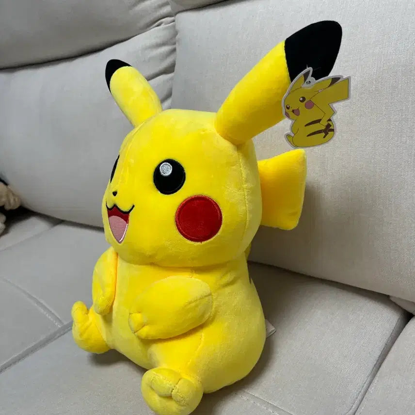 [BUNJANG] Pokemon Pikachu Plush Toy / 포켓몬스터 피카츄 봉제인형