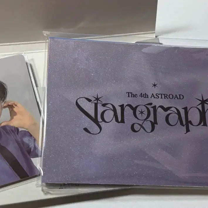 [BUNJANG] ASTRO Stargraphy Concert Message Card + Photocard (Day 1) / ASTRO Stargraphy 아로하존 메시지카드+포카 판매합니다