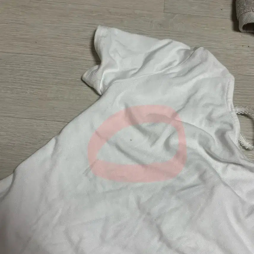 [BUNJANG] Short Sleeve T-Shirt / 에이블리 반팔티 교신가능