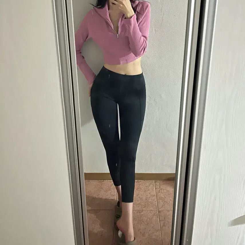 [BUNJANG] Andar 8/10 Length Black Leggings Size 2 / 8부 블랙 레깅스 착샷o