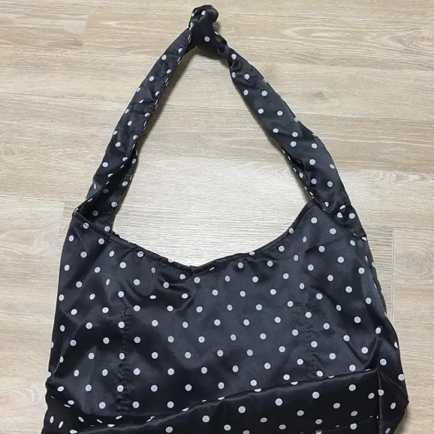 [BUNJANG] Polka Dot Eco Bag Shoulder Bag / 도트 땡땡이 에코백 숄더백