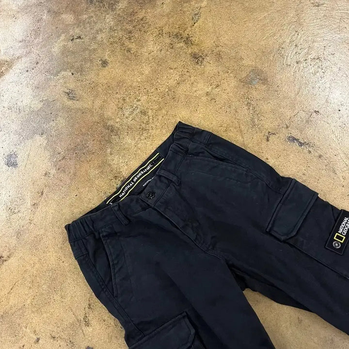 [BUNJANG] National Geographic Black Cargo Pants / [정품/70] 내셔널지오그래픽 블랙 카고 바지