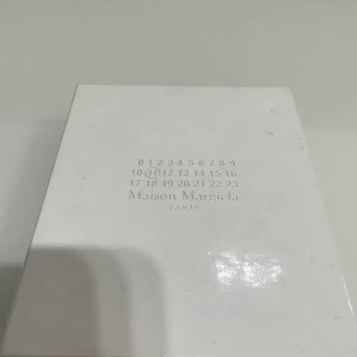 [BUNJANG] Maison Margiela Four Stitches Wallet Lemon / 메종 마르지엘라 포 스티치 지갑 레몬