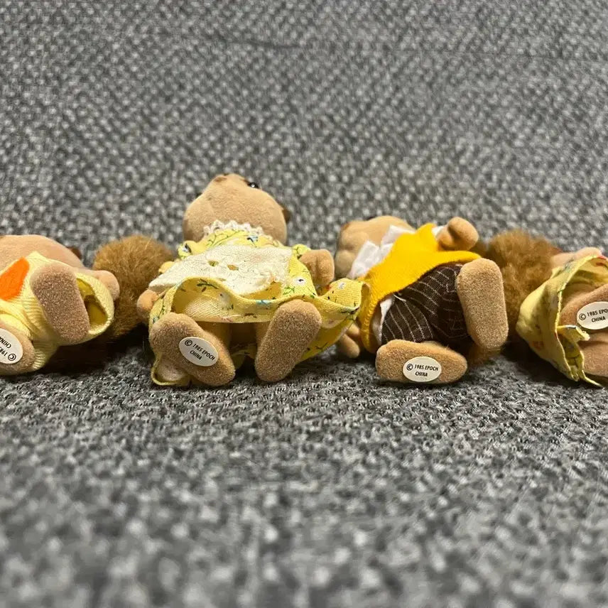 [BUNJANG] Sylvanian Families Walnut Squirrel Family Clip-Hand / 실바니안 호두다람쥐 가족 집게손