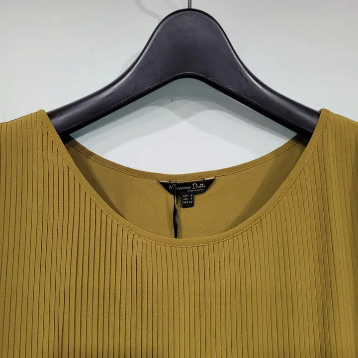 [BUNJANG] Massimo Dutti Pleated Camisole Top (Size S) / 마시모두띠 플리츠 나시 S