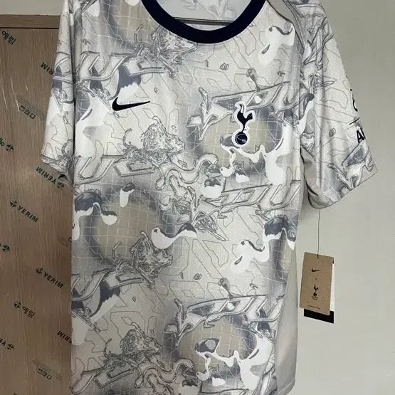 [BUNJANG] Tottenham Hotspur Academy Pro Dri-FIT Football Pre-Match Top White / 토트넘 아카데미 프로 홈 드라이핏 풋볼 프리매치 탑 화이트(M/L)