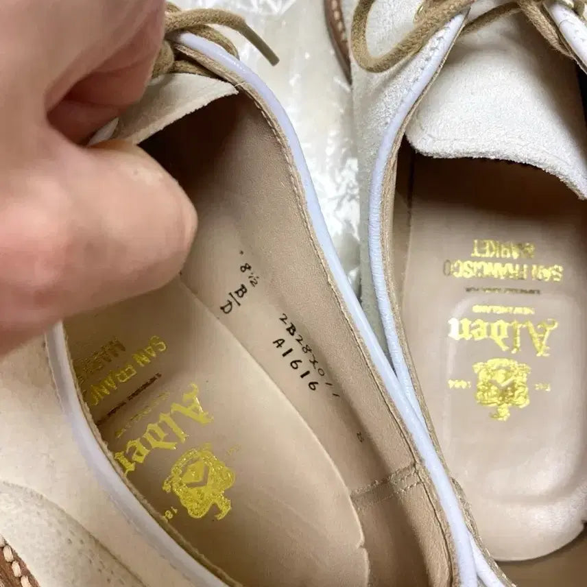 [BUNJANG] Alden 1616 San Francisco Market Exclusive White Buck 8.5D / alden 알든 1616 샌마별주 화이트벅스/8.5D