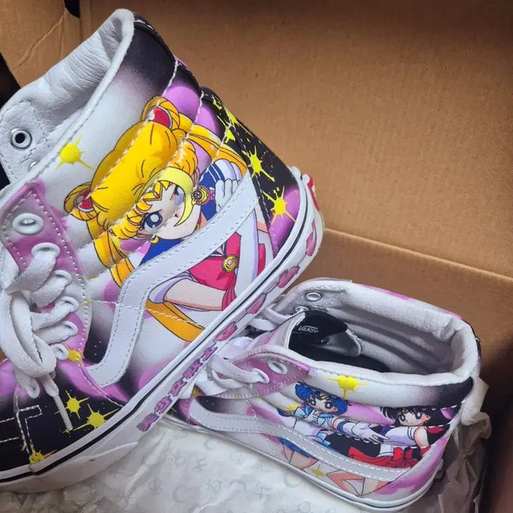 [BUNJANG] Vans SK8-Hi Sailor Moon Collaboration Sneakers / 급처 반스 SK8 하이 세일러문 콜라보 스니커즈