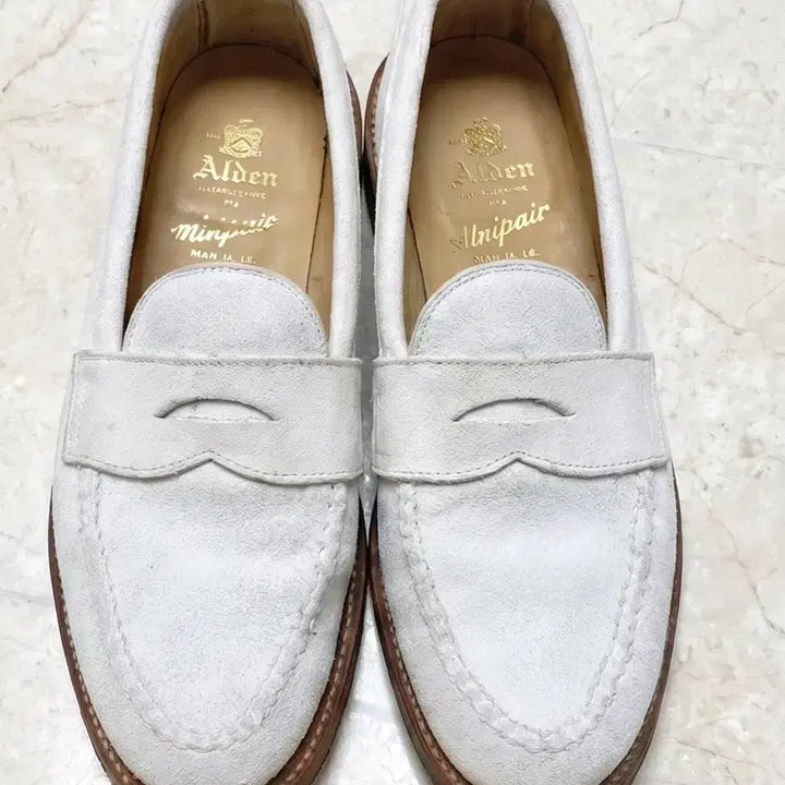 [BUNJANG] Alden A6202 White Bucks Split Toe Oxford 8.5D / Alden 알든a6202 화이트벅스 유니페어 별주/8.5D