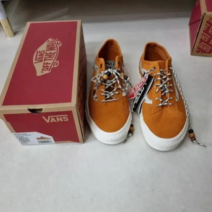[BUNJANG] Vans Old Skool Tapered Suede Orange Sneakers (Size 270) / 올드스쿨 테이퍼드 스웨이드 270 새상품