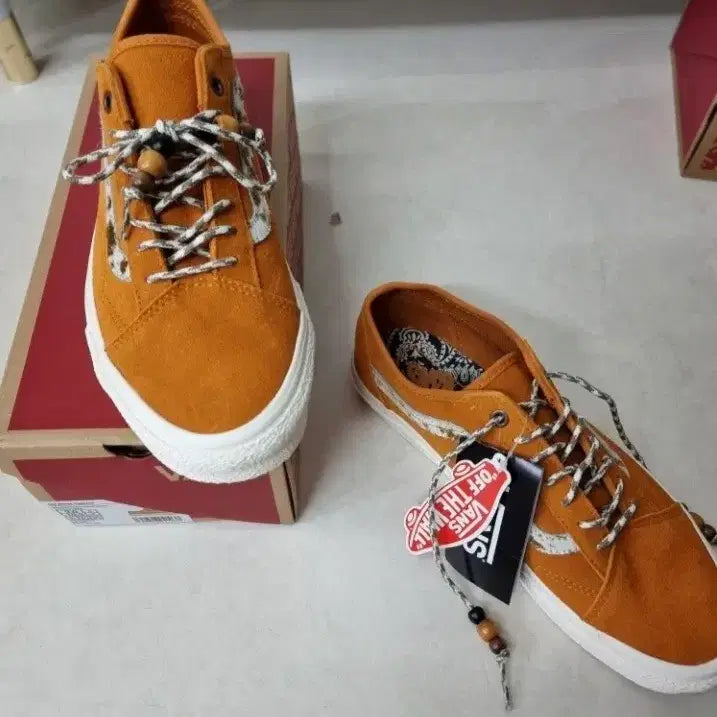 [BUNJANG] Vans Old Skool Tapered Suede Orange Sneakers (Size 270) / 올드스쿨 테이퍼드 스웨이드 270 새상품